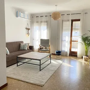 Apartment Selva La Bella. En El Corazon De Triana, Sevilla
